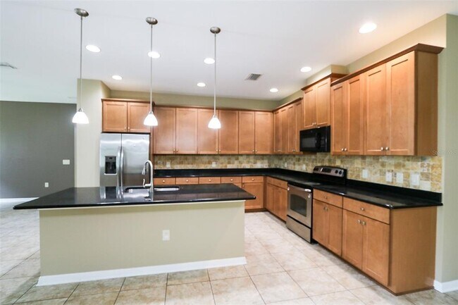 Foto del edificio - 1208 Oakcrest Dr