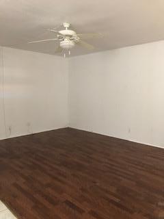 Foto del edificio - 301 Brittany Ave