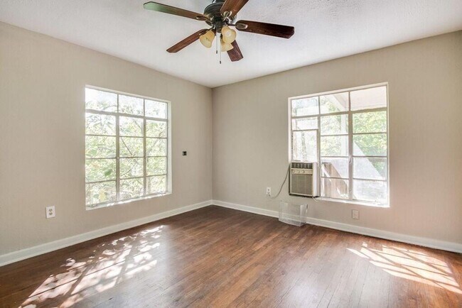 Foto del edificio - 1408 Kirkwood Rd