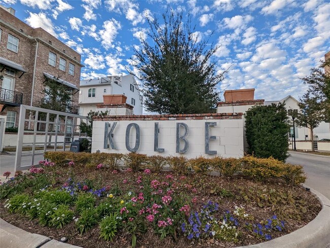 Foto del edificio - 2308 Kolbe Grove Ln