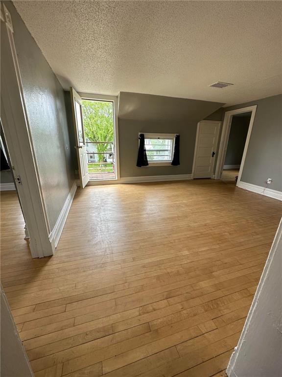 Living Room 1 - 531 Cochrane St