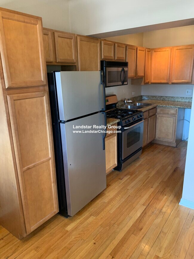 Foto del edificio - 4715 N Malden St