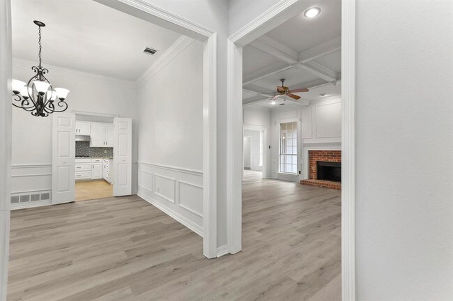 Building Photo - 2681 Clear Springs Ct