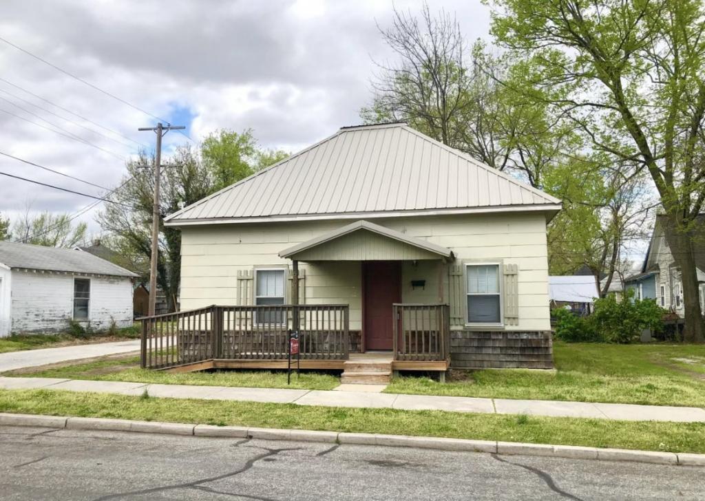 609 W 15th Street House Rental in Joplin, MO