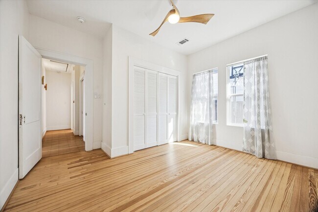 Building Photo - 1624 Branard St