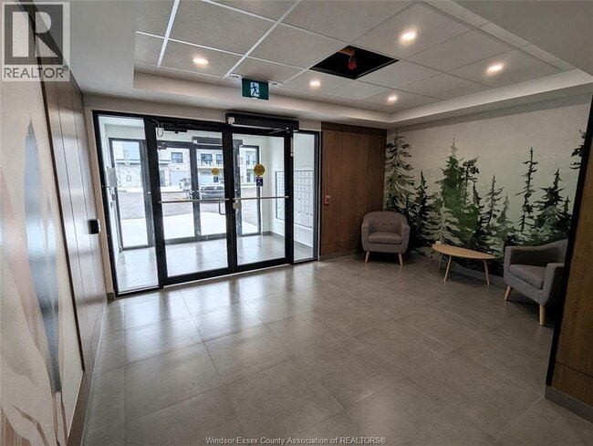 Building Photo - 3370 Stella Crescent