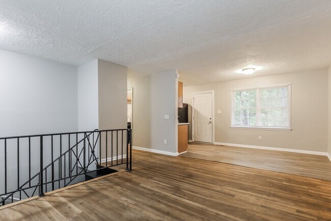 Foto del edificio - 2171 Rochelle Way