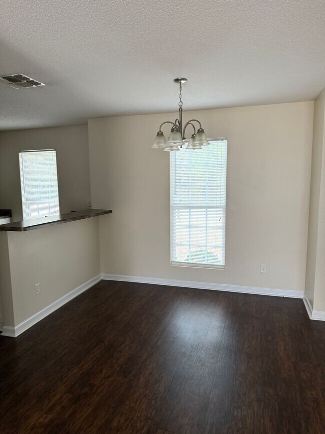 Foto del edificio - 224 Cloud Ln