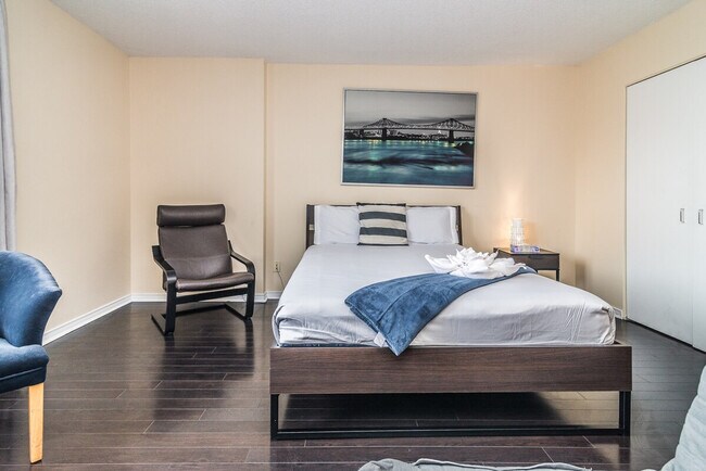 Building Photo - 67 Rue Charlotte