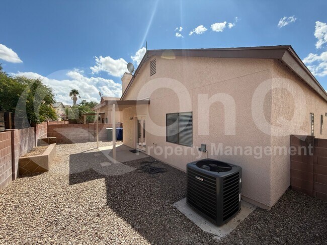 Foto del edificio - 4702 E Cooper St