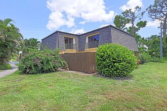 Building Photo - 5580 Malt Dr