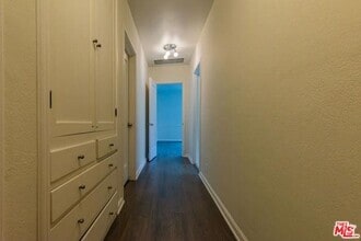 Building Photo - 949 Schumacher Dr