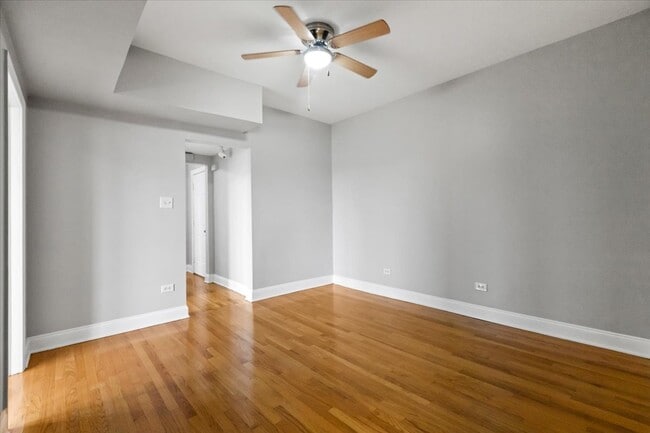 Building Photo - 1048 N Spaulding Ave