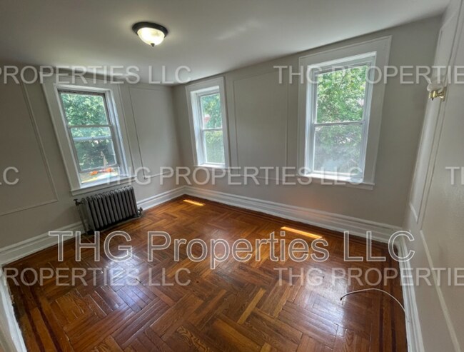 Foto del edificio - 678 Scotland Rd.