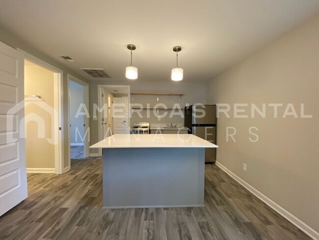 Building Photo - 3 Bedroom Home for Rent in Steele, AL!
