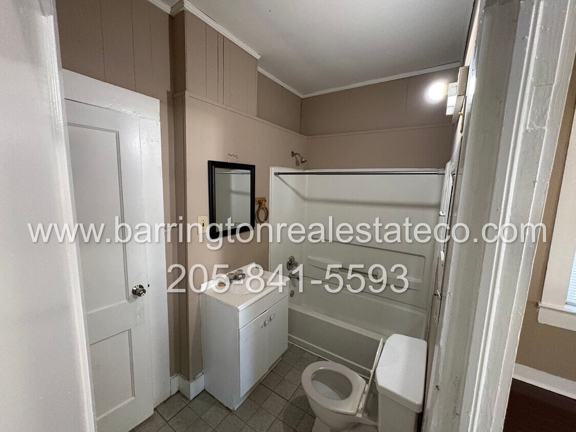 Foto del edificio - 4841 Terrace R-