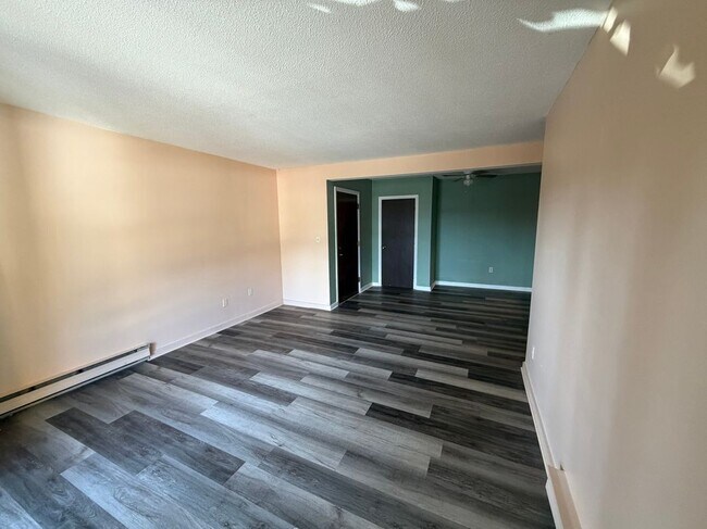 Foto del edificio - 1088 Dover Rd