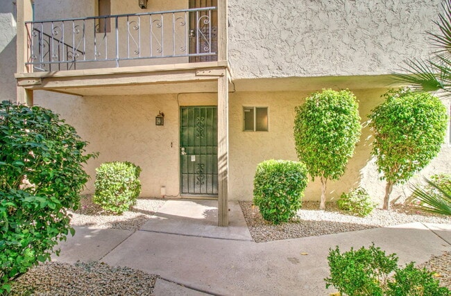 Building Photo - 4850 N 73rd St