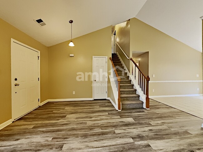 Building Photo - 3174 Baymount Way