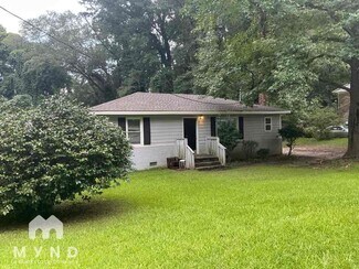 Building Photo - 438 Greenhill Way