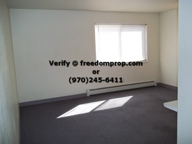 Foto del edificio - 1102 Belford Ave