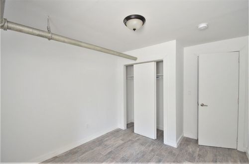 Building Photo - 622 E 169th St