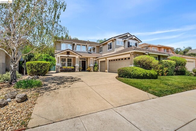 Building Photo - 1215 Royal Ann Ct