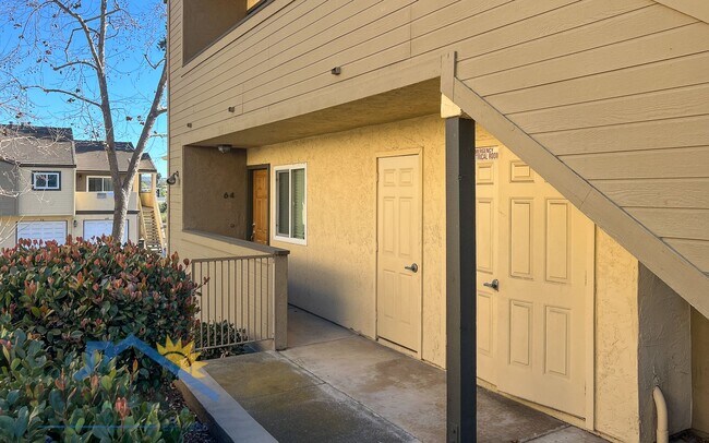 Foto del edificio - 2 Bedroom, 2 Bathroom Condo in Beautiful S...