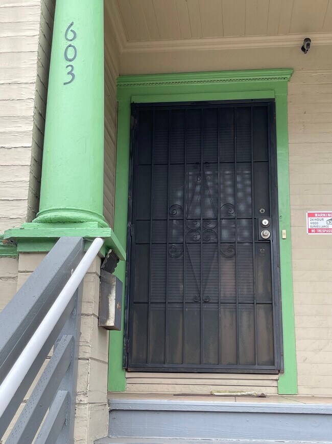 Foto del edificio - 605 Madison St