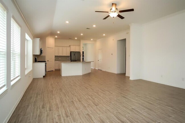Foto del edificio - 13917 Fulvetta Glen Ct