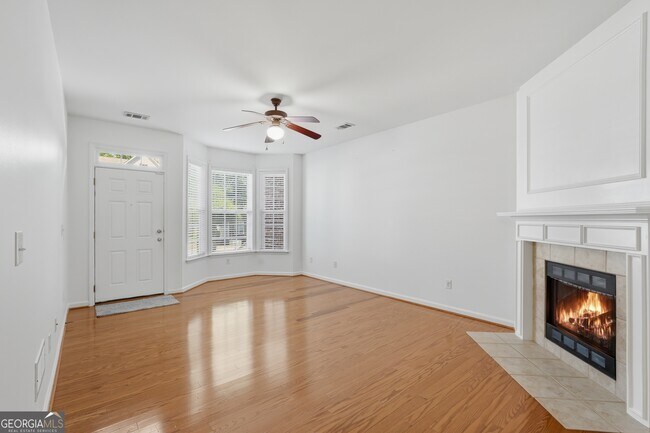 Building Photo - 368 Grayson Way