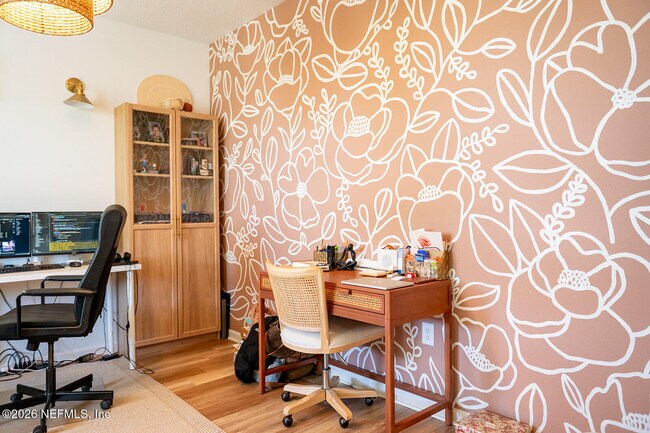 Foto del edificio - 271 Jarama Cir