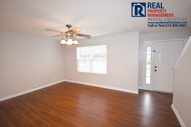 Foto del edificio - Large 4BR plus Bonus on Indian Park Drive! Available now!