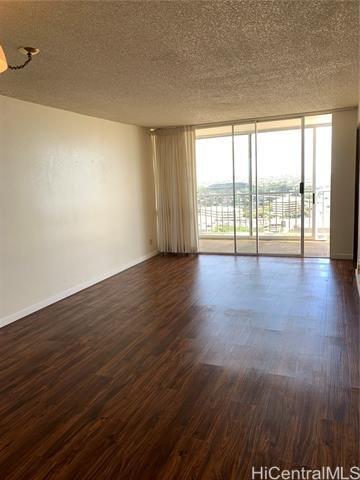 Foto del edificio - 98-099-99 Uao Pl