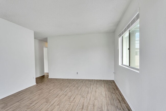 Foto del edificio - Pacific Beach Dr Units 1320-1322