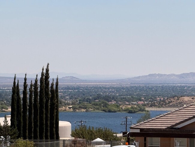 Building Photo - 36744 Vista del Lago St