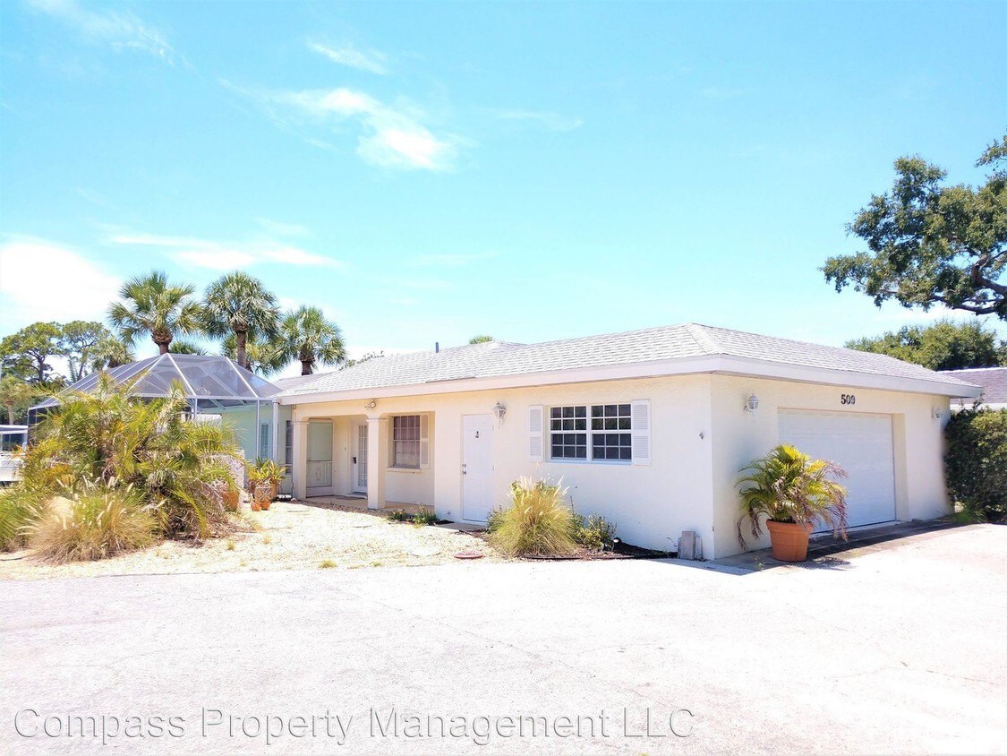 Primary Photo - 2 br, 1.5 bath House - 509 Albee Road