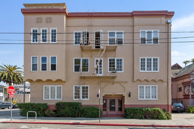 Building Photo - 1942 Channing Way
