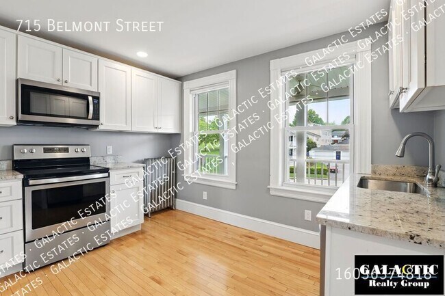 Foto del edificio - 715 Belmont St