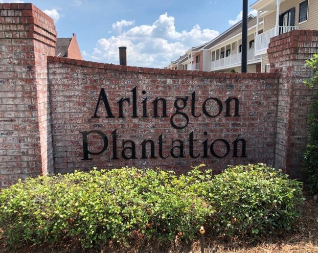 Building Photo - 5355 Arlington Ct