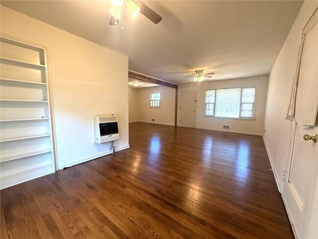 Building Photo - 3532 Ponderosa Ln