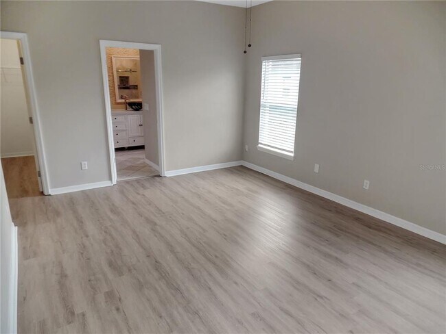 Foto del edificio - 2134 Shadow Creek Dr