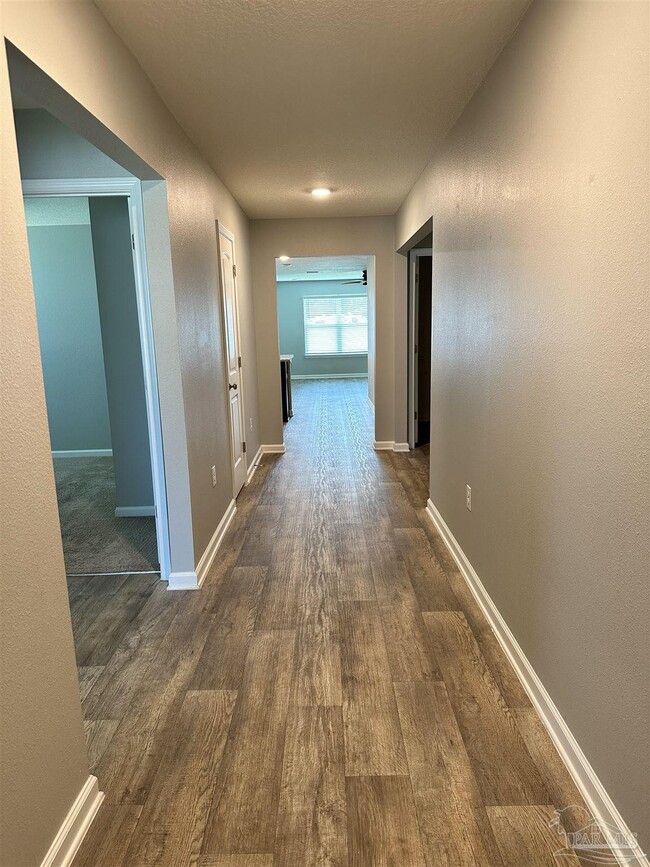 Building Photo - 7307 Single Trce