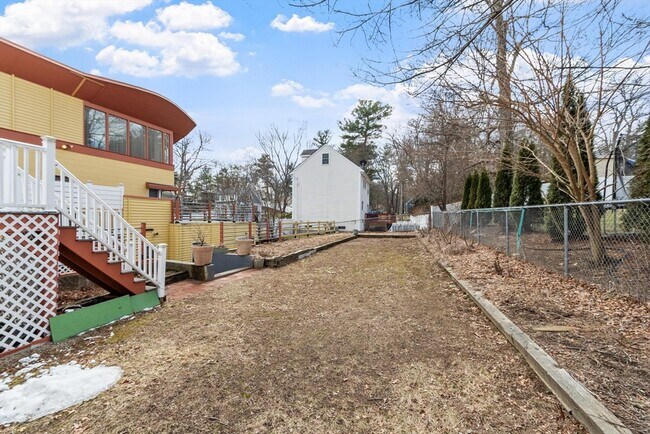 Foto del edificio - 5 Avondale Ave