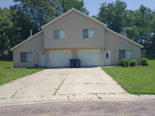 Unit B is on the right - 2713 Adams Ave