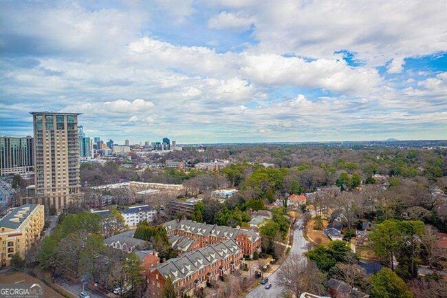 Foto del edificio - 2795 Peachtree Rd