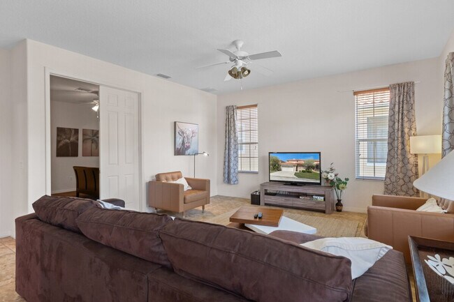 Building Photo - 4765 S Amstel Dr