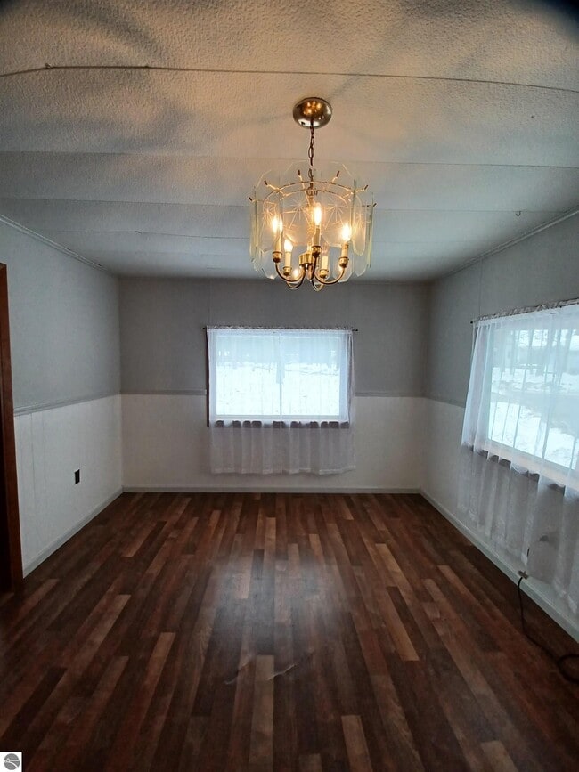 Building Photo - 2520 Oak St