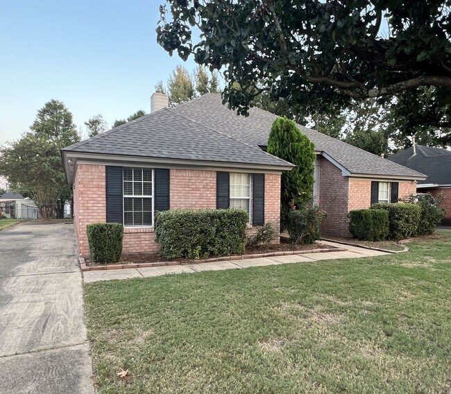Foto del edificio - Home for Rent in Montgomery