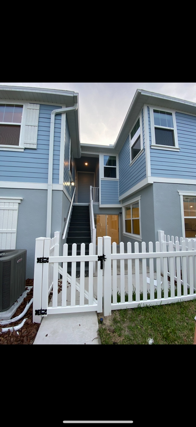 Building Photo - 12048 Via Caselli Ln